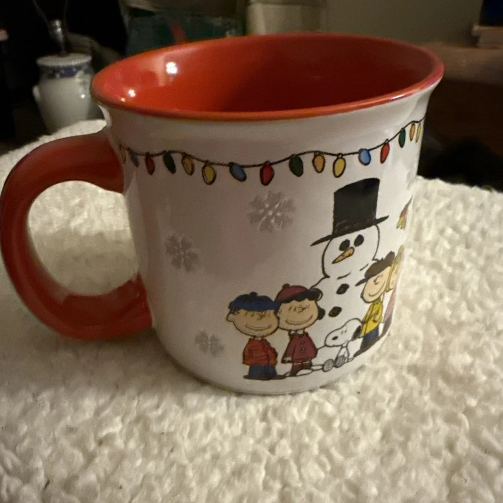 Large Coffee Peanuts Mug Christmas Lights,Snowman Charlie Brown Lucy Snoopy ETC